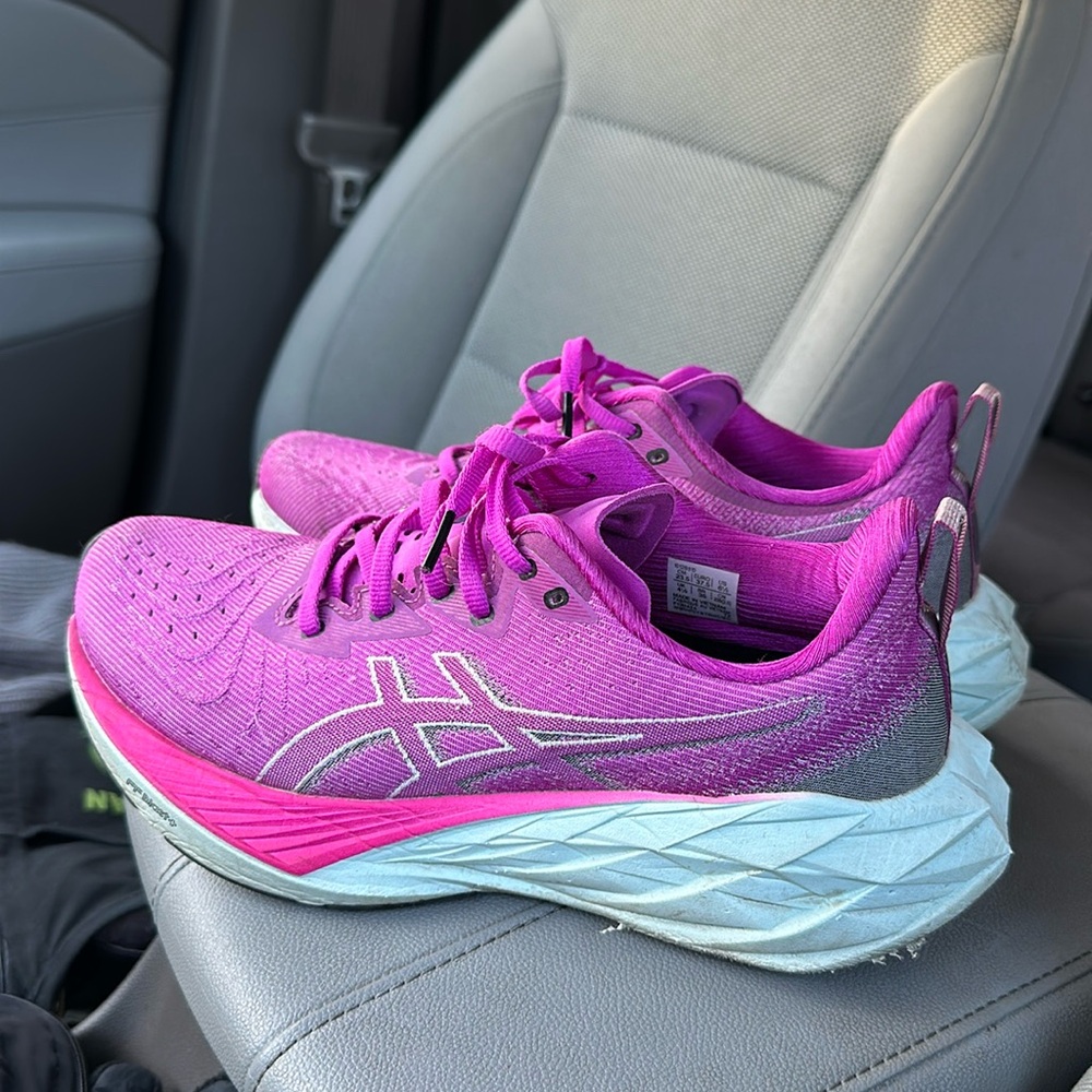 ASICS Novablast 6.5 Women’s